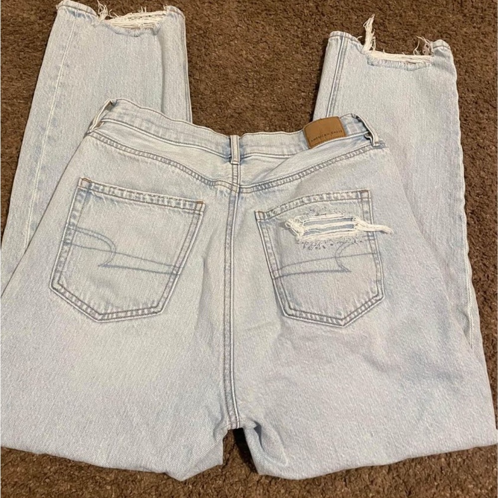American Eagle, straight leg ripped boyfriend jeans. Size 8.